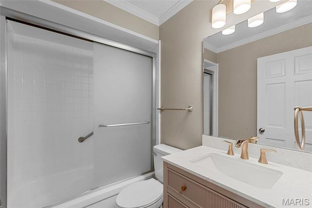 3879 Hirondelle Lane, Florissant, MO 63034