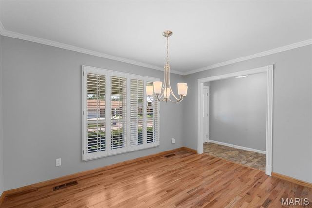 3879 Hirondelle Lane, Florissant, MO 63034