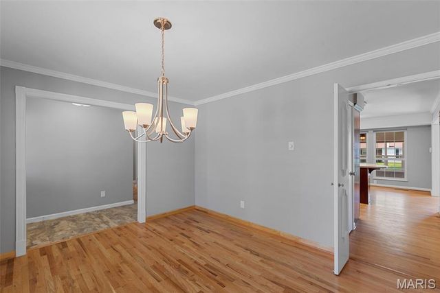 3879 Hirondelle Lane, Florissant, MO 63034