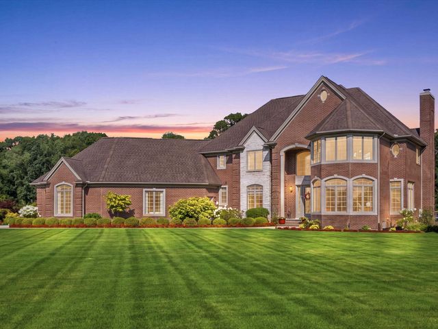 69968 Sunset Lane, Bruce, MI 48065