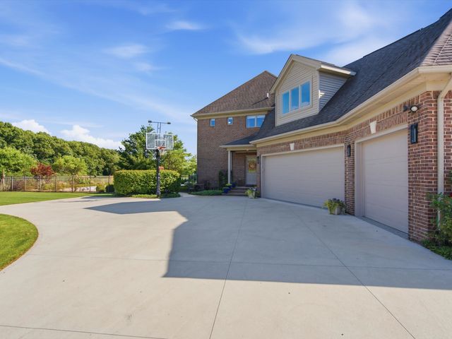 69968 Sunset Lane, Bruce, MI 48065