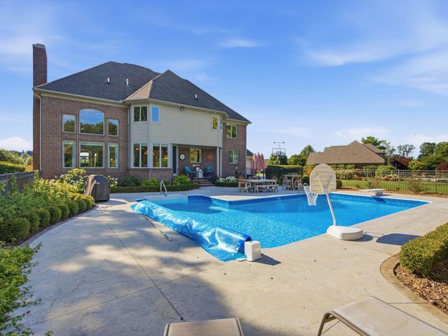 69968 Sunset Lane, Bruce, MI 48065