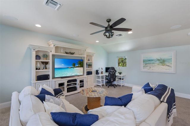 1707 71ST STREET NW, Bradenton, FL 34209