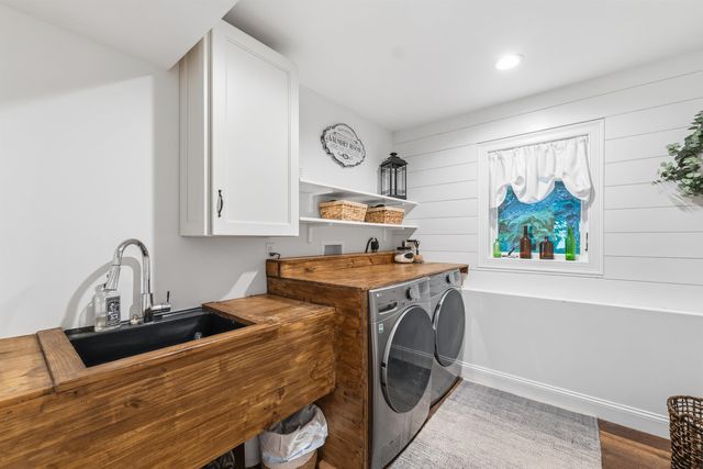 176 Russell Drive, Weare, NH 03281