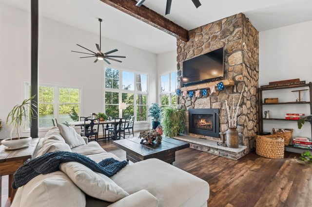 176 Russell Drive, Weare, NH 03281