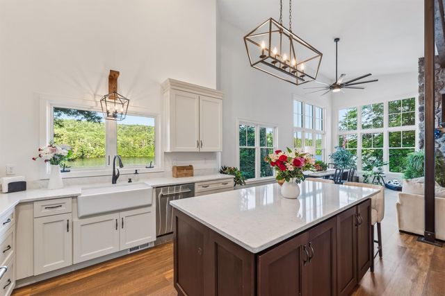 176 Russell Drive, Weare, NH 03281