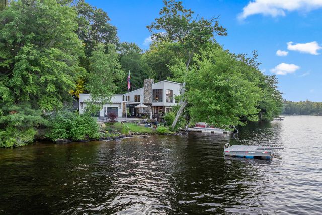 176 Russell Drive, Weare, NH 03281