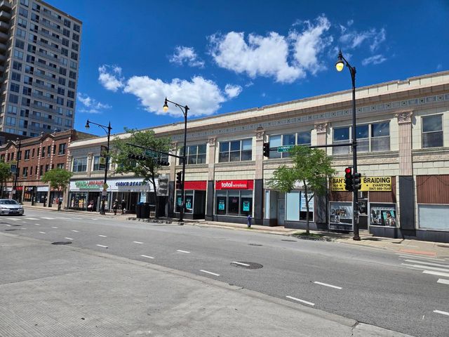 319 Howard Street, Evanston, IL 60202