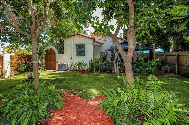 405 S 16th Ave, Hollywood, FL 33020