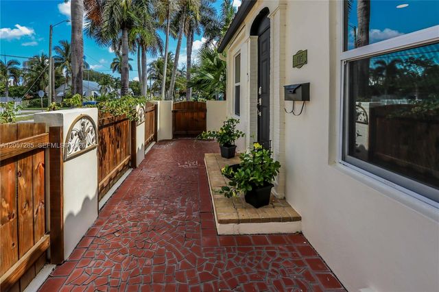 405 S 16th Ave, Hollywood, FL 33020
