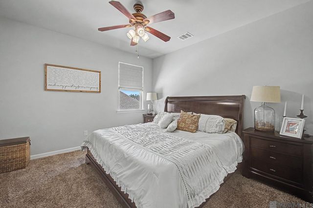 34074 Kingfisher St, Denham Springs, LA 70706