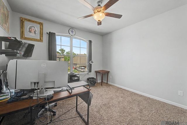 34074 Kingfisher St, Denham Springs, LA 70706
