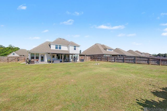 34074 Kingfisher St, Denham Springs, LA 70706