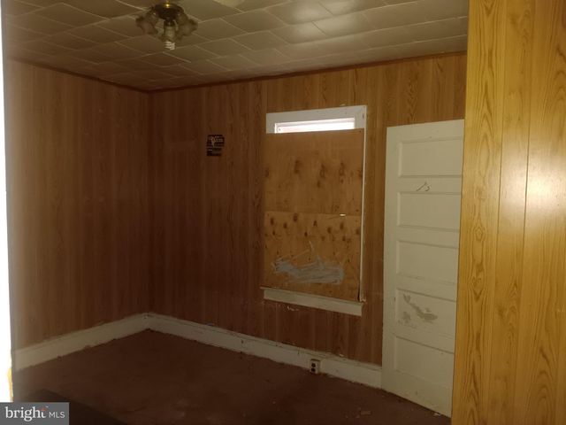 21 N WESTFIELD AVE, Trenton, NJ 08618