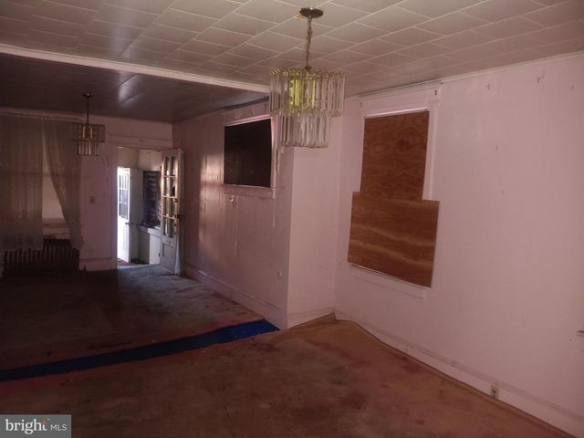 21 N WESTFIELD AVE, Trenton, NJ 08618