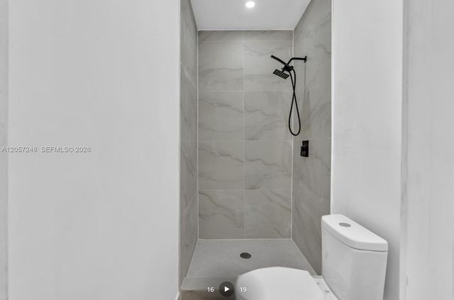 709 SW 4th Ct 1, Fort Lauderdale, FL 33315