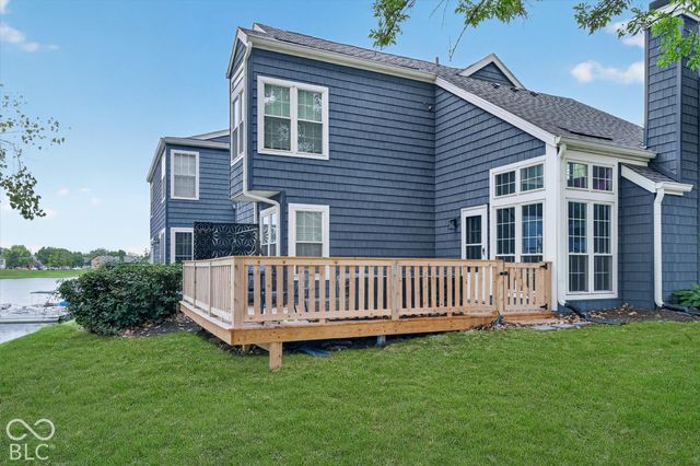 7608 Harbour Isle, Indianapolis, IN 46240