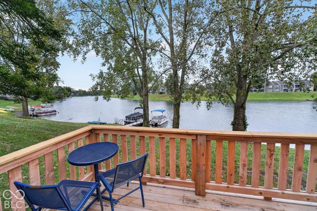 7608 Harbour Isle, Indianapolis, IN 46240