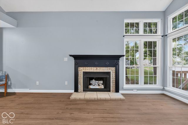 7608 Harbour Isle, Indianapolis, IN 46240