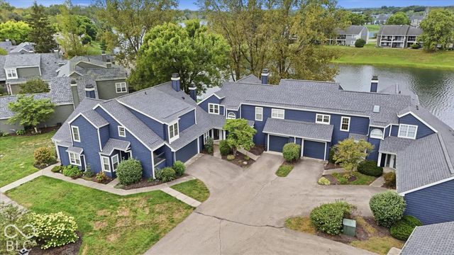 7608 Harbour Isle, Indianapolis, IN 46240