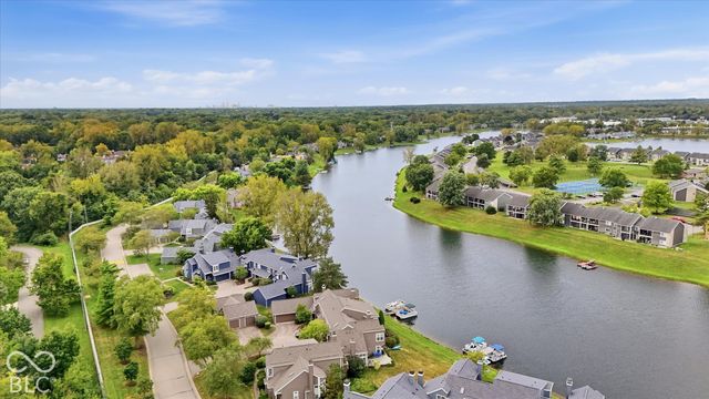 7608 Harbour Isle, Indianapolis, IN 46240