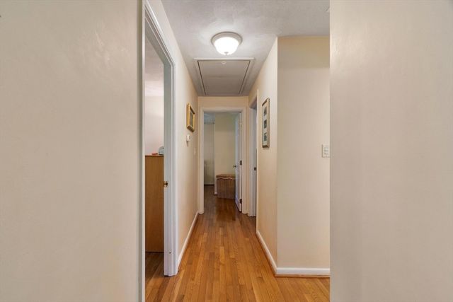 22 Northgate Rd, Tewksbury, MA 01876