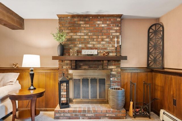 22 Northgate Rd, Tewksbury, MA 01876