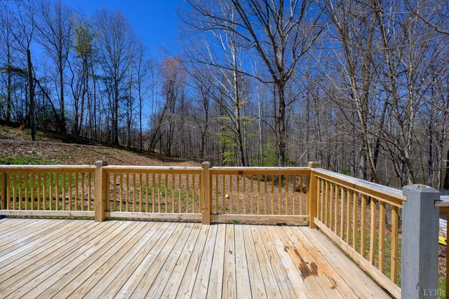 1860 S Coolwell Road, Madison Heights, VA 24572