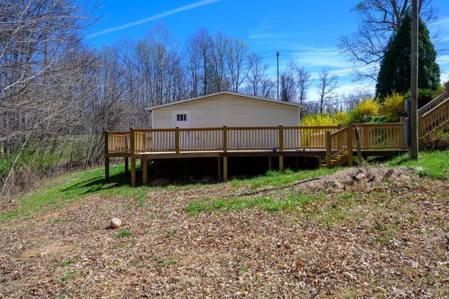 1860 S Coolwell Road, Madison Heights, VA 24572