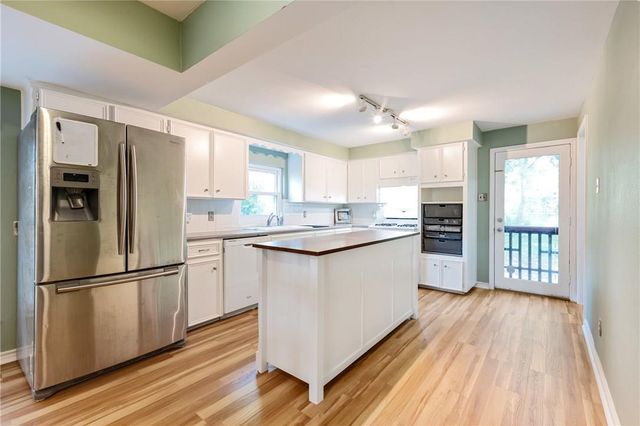 7815 Hardy DR, Austin, TX 78757