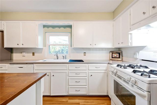 7815 Hardy DR, Austin, TX 78757