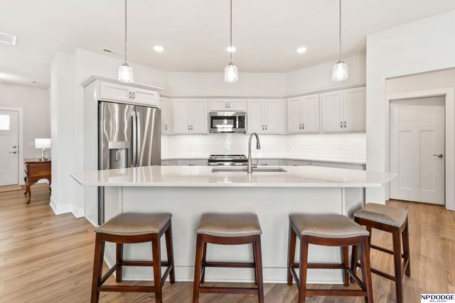 12388 Horizon Street, Papillion, NE 68046