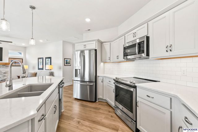 12388 Horizon Street, Papillion, NE 68046
