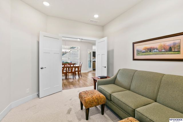 12388 Horizon Street, Papillion, NE 68046