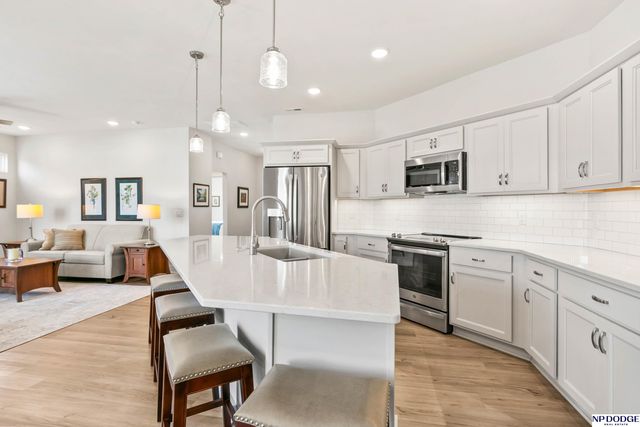 12388 Horizon Street, Papillion, NE 68046