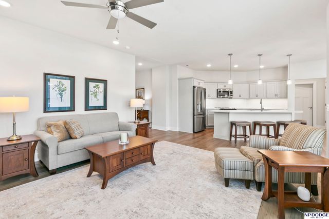 12388 Horizon Street, Papillion, NE 68046