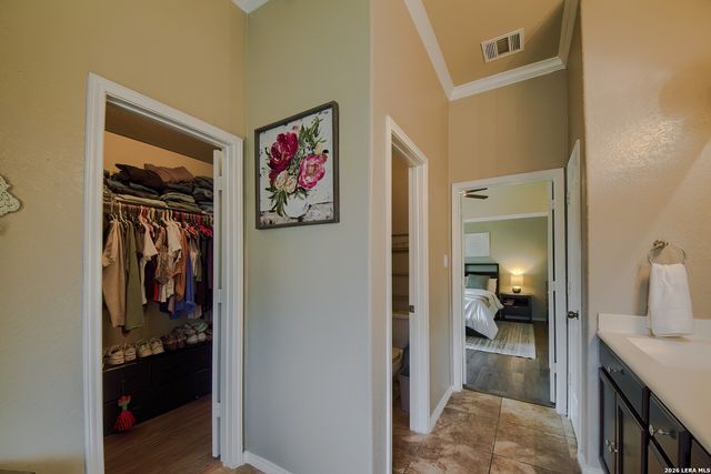 8522 Fess Parker Dr, San Antonio, TX 78254