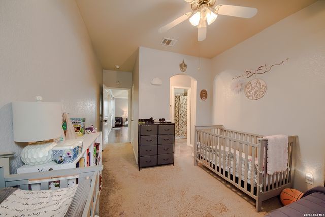 8522 Fess Parker Dr, San Antonio, TX 78254