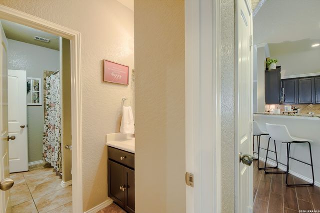 8522 Fess Parker Dr, San Antonio, TX 78254