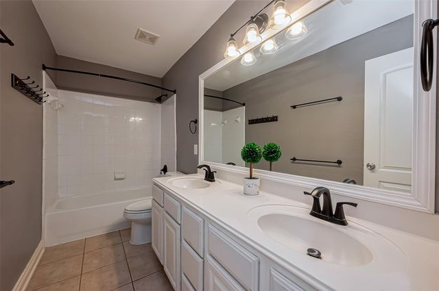 19010 Grove Valley Trail, Houston, TX 77084