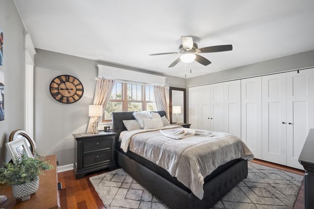 9N930 Koshare Circle, Elgin, IL 60124