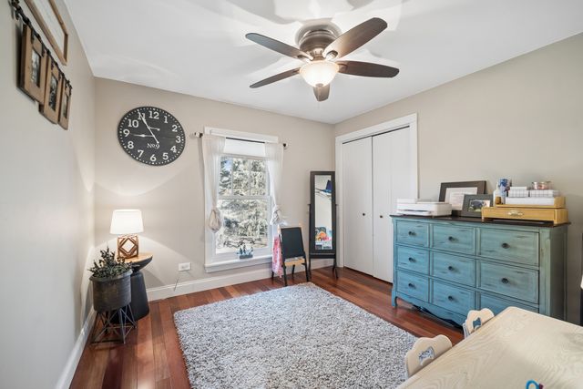 9N930 Koshare Circle, Elgin, IL 60124