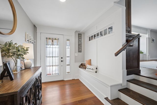 9N930 Koshare Circle, Elgin, IL 60124