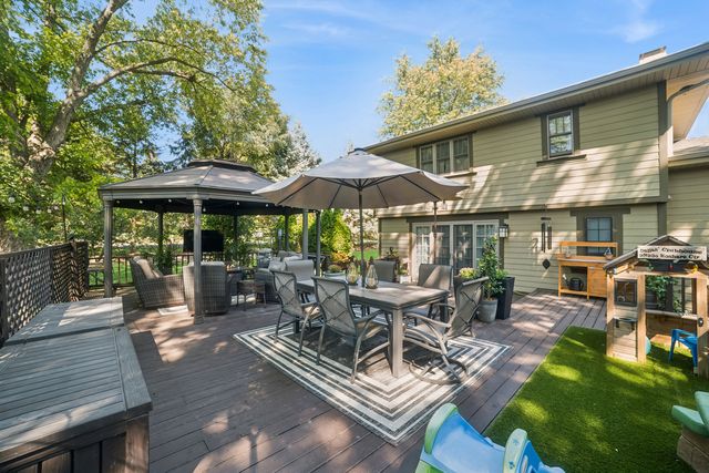 9N930 Koshare Circle, Elgin, IL 60124