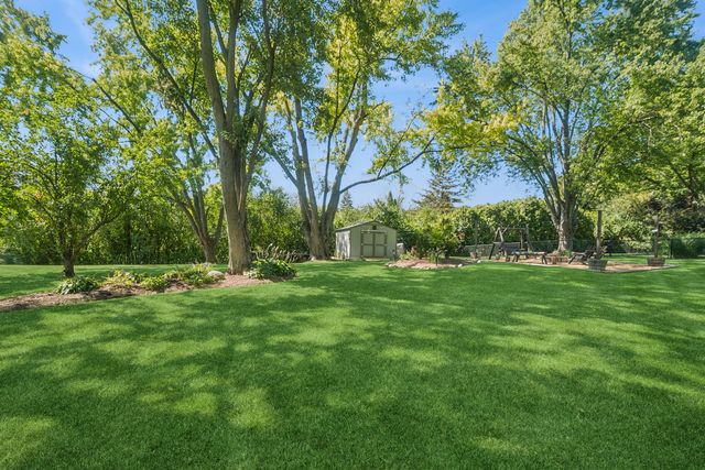 9N930 Koshare Circle, Elgin, IL 60124