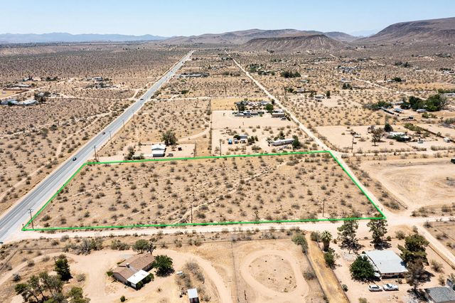 56045 Vin Rose Lane, Yucca Valley, CA 92284