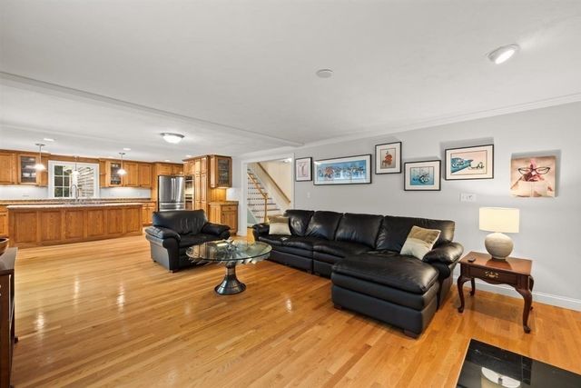 95 Little Herring Pond Rd, Plymouth, MA 02360