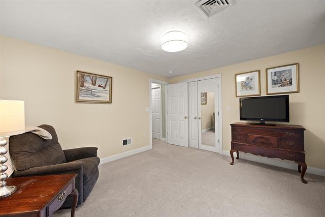 95 Little Herring Pond Rd, Plymouth, MA 02360