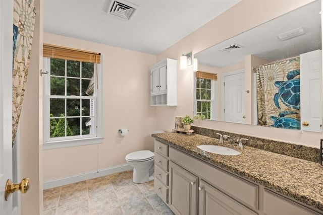 95 Little Herring Pond Rd, Plymouth, MA 02360