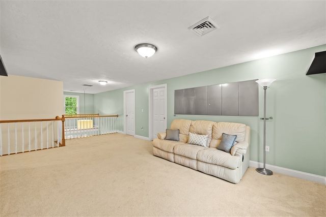 95 Little Herring Pond Rd, Plymouth, MA 02360